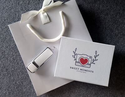 Essentials White Box with White Leather USB