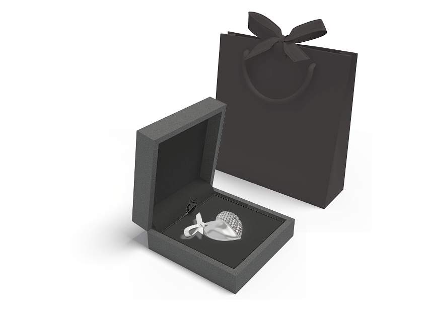 Platinum Collection USB Heart Box