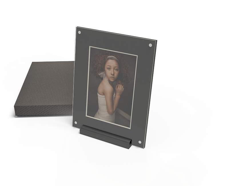 Ary Hayes - Folio Frame