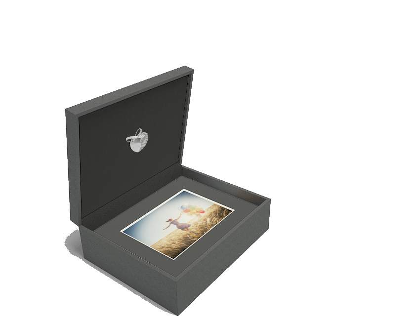 Annie & Keith Moore 11 in Box