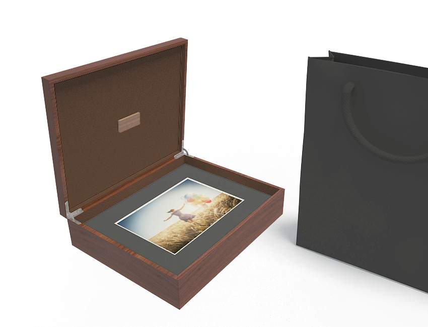 Wood 20-Mat Folio Box