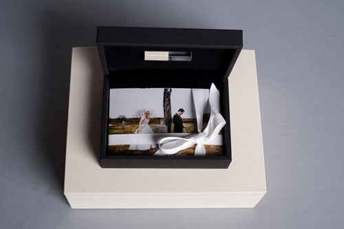 Black Premium 6 x 4 Print Box with an Ivory Crystal USB Flash Drive