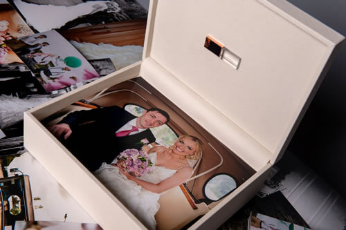 Premium Print Box in Ivory with a Rose Gold USB Flash Drive